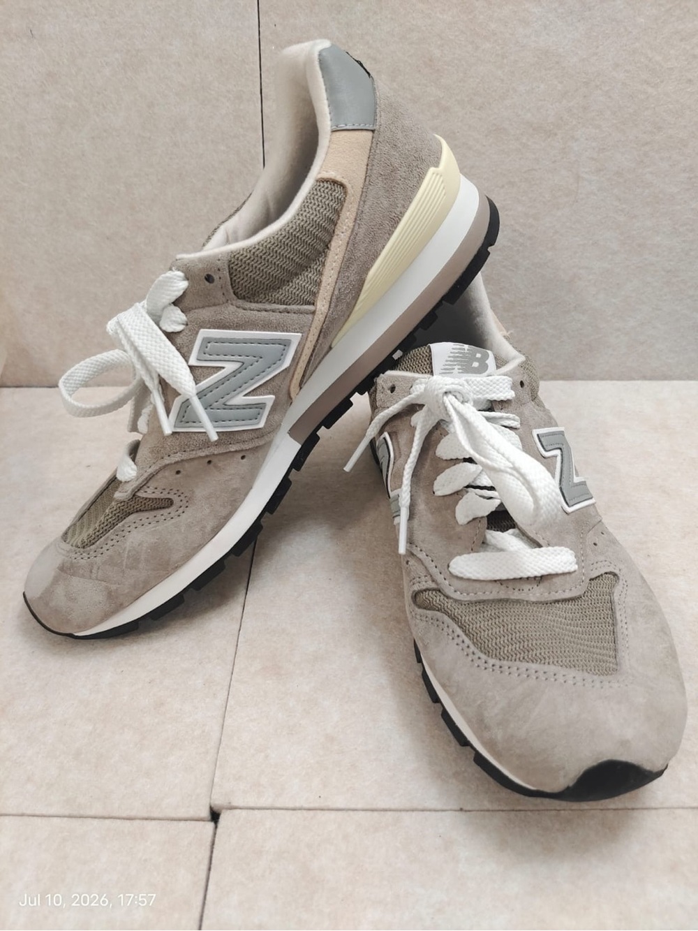 New Balance 996 Made In USA U996GR Grey Silver Suede Running Shoes Men's Size 8